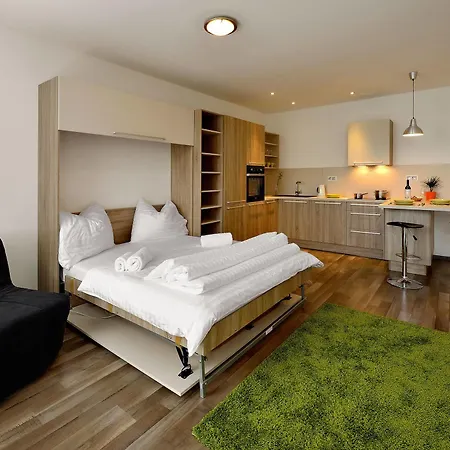 Ambiente Serviced - Dunajska Apartamento *